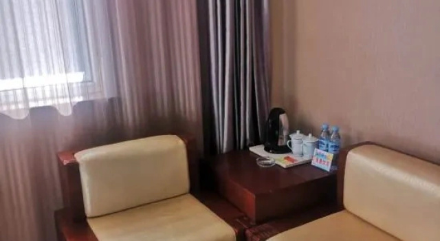 Люкс Fengzhen Juyang Business Hotel