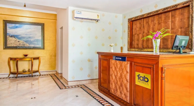 FabHotel Bax, Забронировать Отель Гургаон Gurgaon Region, рядом с Sikanderpur Rapid Metro