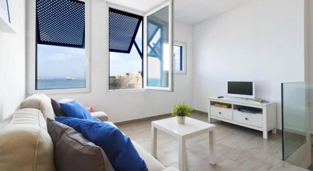 Апартаменты Marina Oceanfront House