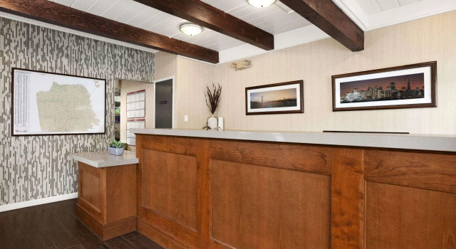 Travelodge by Wyndham San Francisco Bay