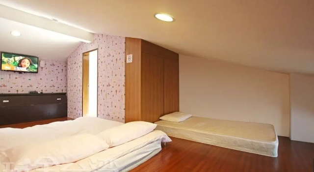 Shan Tong Ya Zhu Homestay, Book Hotel Billige hoteller i Miaoli County