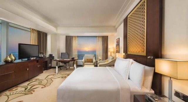 Двухместный номер Deluxe с панорамным видом Conrad Dubai