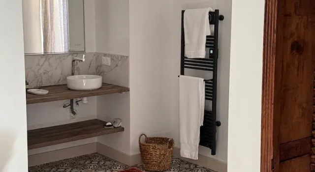 Номер Deluxe Maison Jacotte orange