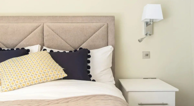 The Mayfair Parade - Trendy 1bdr Pied-a-terre in Central London, Забронировать Гостевой дом Гостевые дома Вестминстер, Гостевой дом