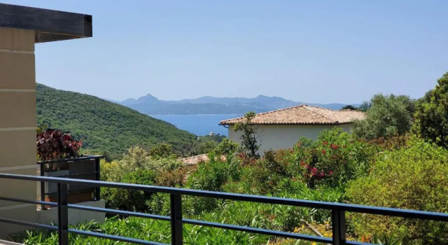 T3 Cap Corse Vue Mer Proche Saint Florent, Забронировать Апартаменты/квартира Отели Cap Corse с парковкой, Парковка