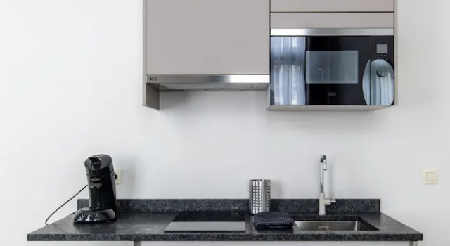 Люкс Premium Urban Suites Brussels Schuman 2