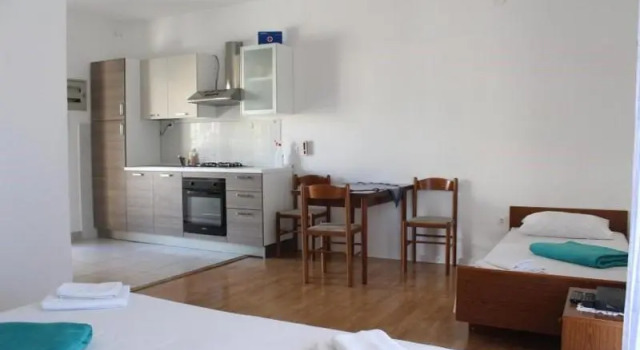 Apartment Joso, Забронировать Апартаменты/квартира Отели Примоштен с парковкой, рядом с Пляж Затока, Парковка