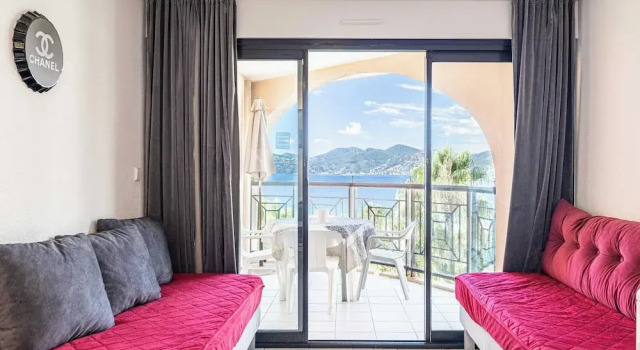 Charming Flat With sea View - 1BR - 2P - Bocca