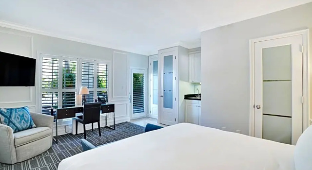 Run of House The Pillars Hotel & Club