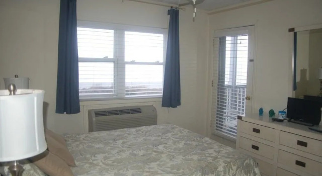 Palmwood Villas, Unit 101 - 2 Br Condo