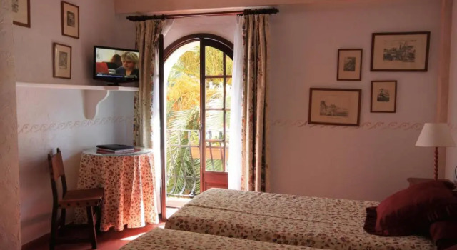Двухместный номер Standard с видом на сад Petit Hotel Restaurante Ses Rotges - Adults Only