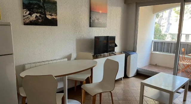 Студия Studio Saint Mandrier