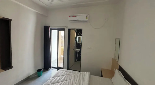 Номер Deluxe Shree radhe mohan hotel