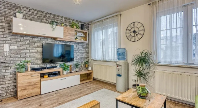 Modern Apartment With Bikes and PS4