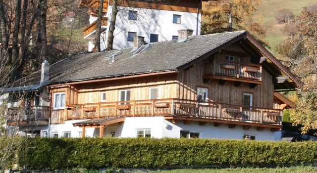 Апартаменты с балконом Spacious Apartment near Ski Area in Piesendorf