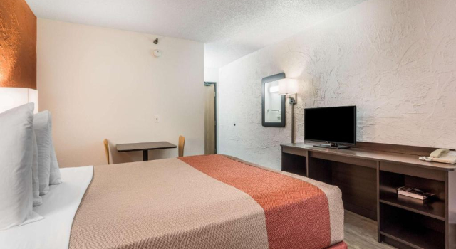 Двухместный номер Standard Motel 6-Elk Grove Village, IL