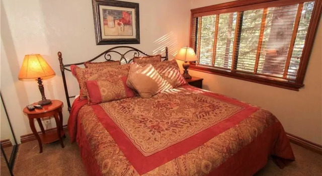 Mammoth Ski & Racquet Club #34 - 2 Br Condo