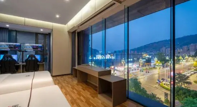 Jiangfeng E-sports Hotel