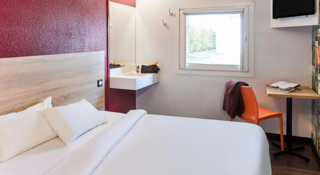 hotelF1 Antibes Sophia Antipolis
