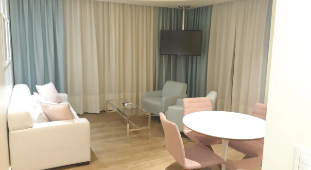 Kayrós Business Hotel, Забронировать Отель Жарагуа-ду-Сул Санта-Катарина