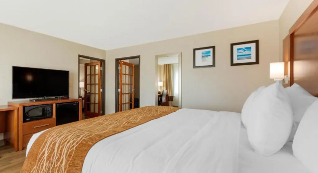 Семейный люкс Comfort Inn & Suites Milford