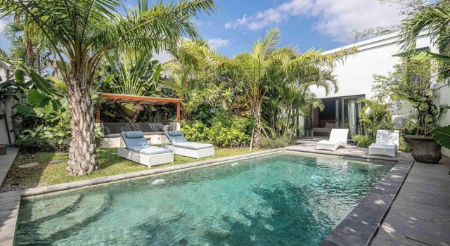 Вилла Elegant 3BR Retreat, Stylish Modern Villa Seminyak