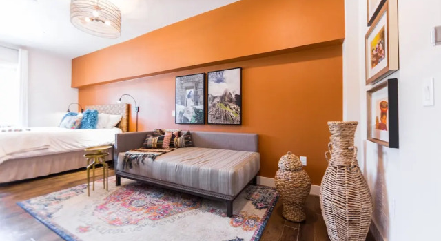 Студия Classic The Bishop Arts Hotel by Qresorts