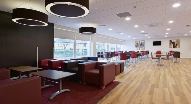 Travelodge Kendal Town Centre, Забронировать Отель Отели Камбрия с парковкой, Парковка