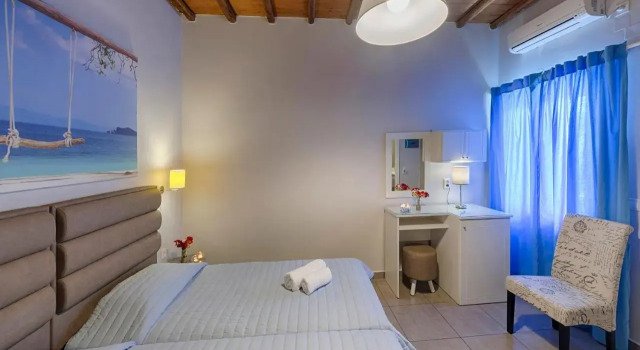 Paradise Rooms 1
