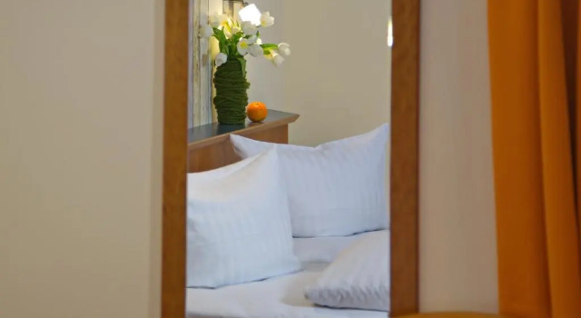Stadtcafé Hotel garni, Reserva ahora Hotel Hammelburg Rhön