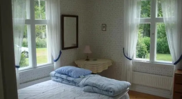 Lilla Åsbotorp 2, Book Hotel  