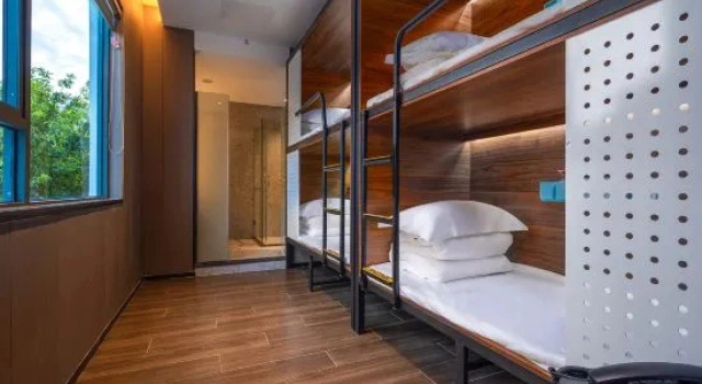 Шестиместный люкс Superior Tenwood Hotel (Xihua Road Caihongqiao Subway Station)