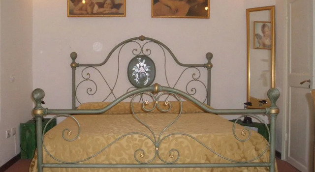 Guest House SantAmbrogio, Забронировать Гостевой дом Санта-Кроче Флоренция, рядом с Дом Буонаротти