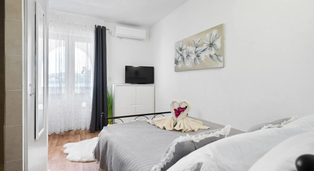 Irene Bed & Breakfast Tisno, Забронировать Отель Тисно Murter Island