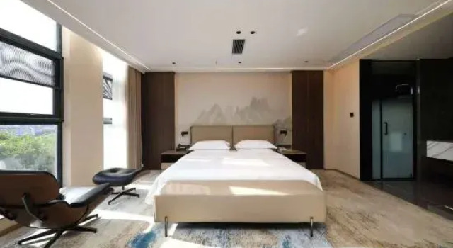 Люкс Executive с видом на горы Mianyang Starry Sky City Hotel