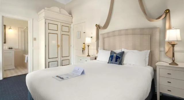 Двухместный номер Superior The Convent Hunter Valley Hotel