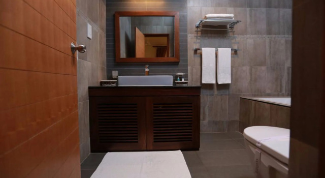 Refresh Hotel