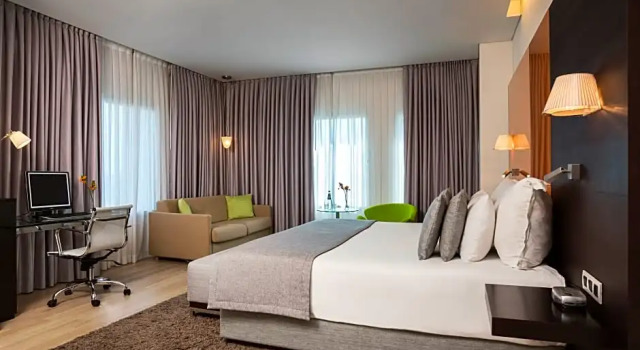 Двухместный номер Premium с видом на город Crowne Plaza Tel Aviv City Center by IHG