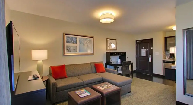 Четырёхместный номер Standard Staybridge Suites Madison - Fitchburg by IHG