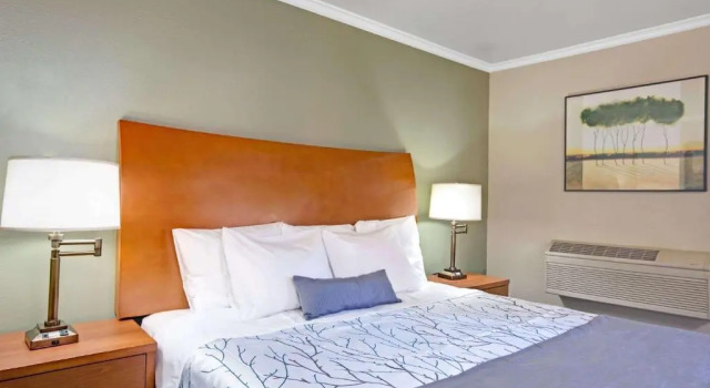 Двухместный номер Days Inn by Wyndham San Jose Convention Center