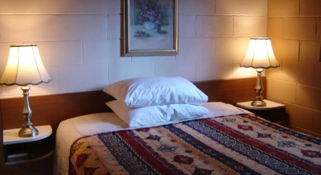 Четырёхместный люкс c 1 комнатой Flamingo Motel