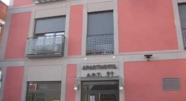 El Aparthotel, Забронировать Апарт-отель Кольядо-Вильяльба Sierra de Guadarrama