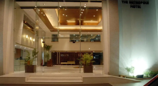 The Fern Residency, Subhash Bridge, Ahmedabad, Забронировать Отель Дубай Эмират Дубай, рядом с Dubai Health Authority - Head Quarter