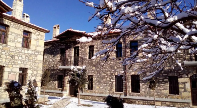 Al Monte Hotel, 预订 酒店 Vronterón Prespes