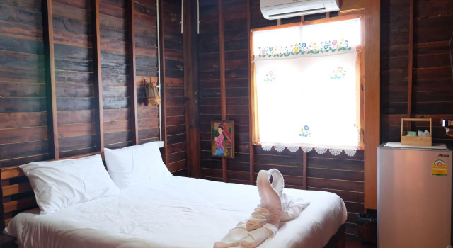 Baan Kun Tuad Ko Si Chang