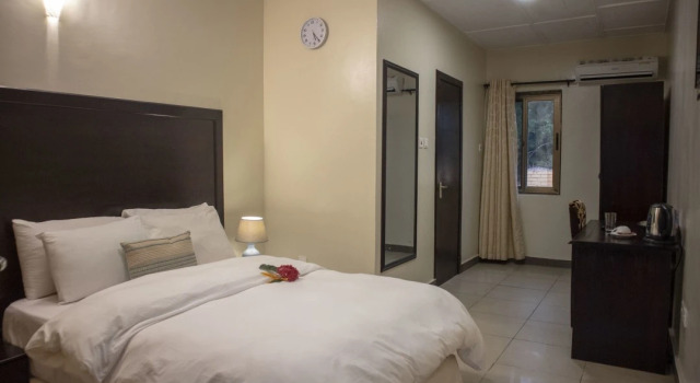 Ssnit Guest House