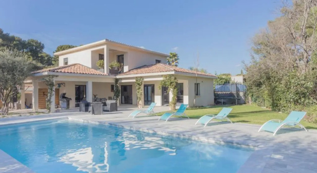 Вилла Stunning Villa 4 bedroom with pool - Dodo et Tartine