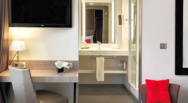 Номер Standard Best Western Premier de La Poste & Spa