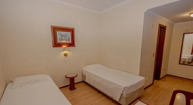 Четырёхместный номер Standard Lizon Curitiba Hotel