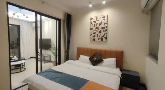 Двухместный люкс c 1 комнатой с балконом и с красивым видом из окна Starfish Apartment (Shantou Zhonghai Gold Coast Branch)